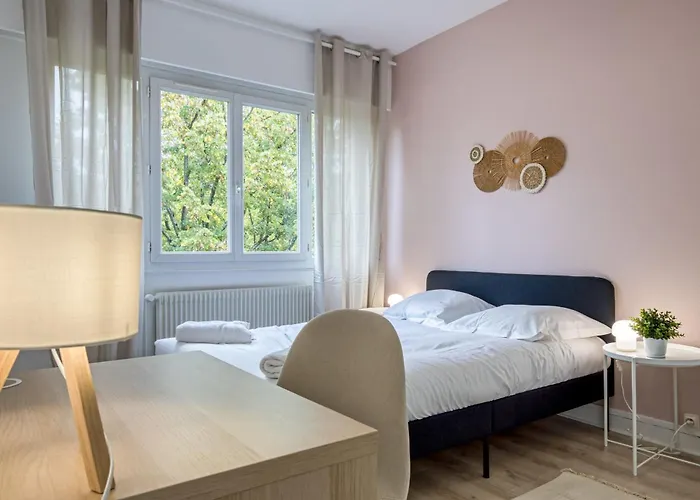 Апартаменти La Des 3 Tours Spacieux 3