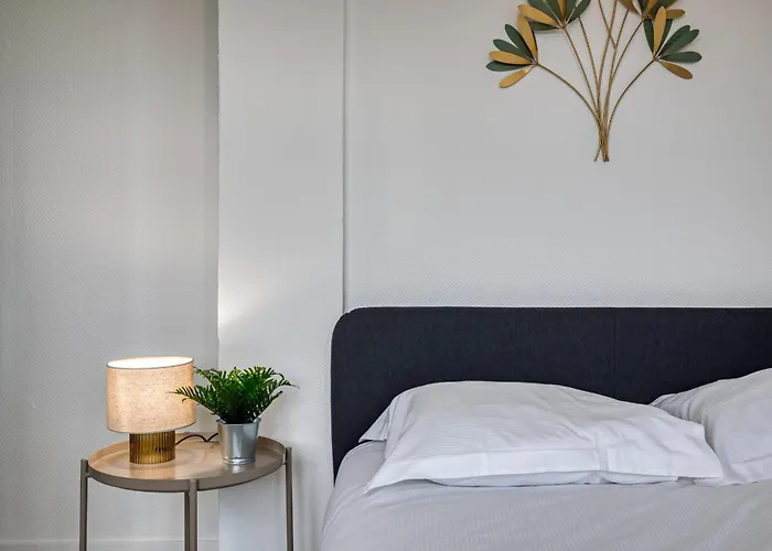 La Des 3 Tours Spacieux 3 Apartman *